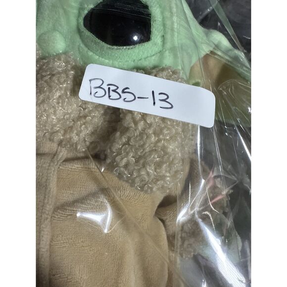 Star Wars Baby Yoda Grogu Beanie 8" Collectible Plush - Picture 4 of 4
